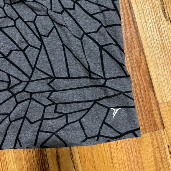 Old Navy Activewear - Picture 2 of 4